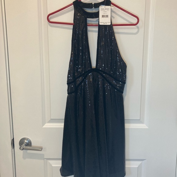 Free People Black Sequin Halter NWT 4 - Picture 2 of 7
